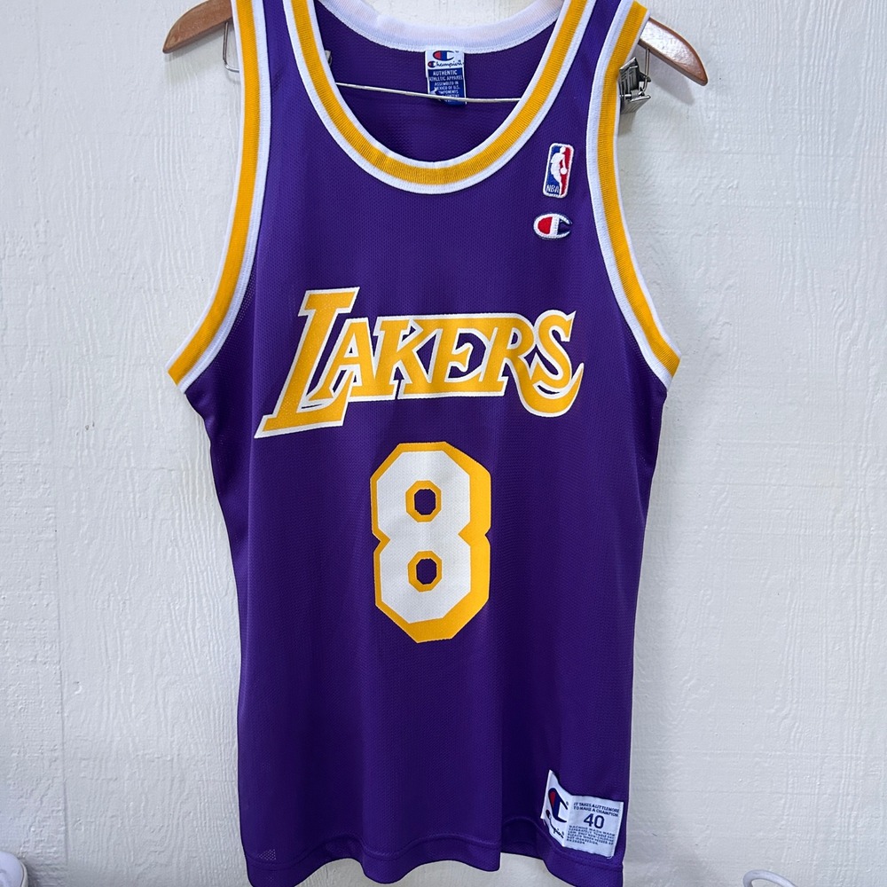 1996-97 Kobe Bryant #8 Lakers Champion Jersey Size 40 M Rookie Vintage NBA EUC!!